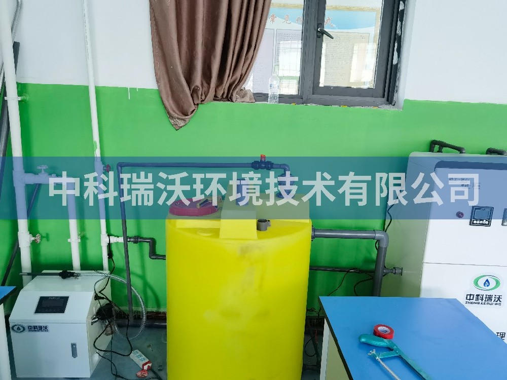 西藏定日县第一初级中学91看片免费版污水处理设备